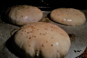 Steak-Brötchen mit Öl