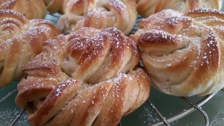 warm herzlich anders Rezepte-SilkesWelt.de Hefeknoten - Hefeswirrl