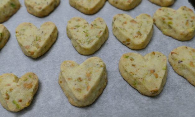 Pistazien Herz-Cookies
