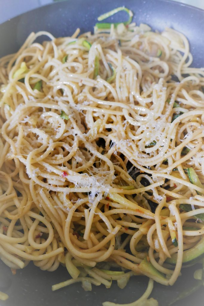One-pot Rezept: Spaghetti und Zucchini Rezepte-SilkesWelt.de