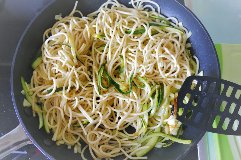 One-pot Rezept: Spaghetti und Zucchini Rezepte-SilkesWelt.de One-pot Rezept: Spaghetti und Zucchini Rezepte-SilkesWelt.de