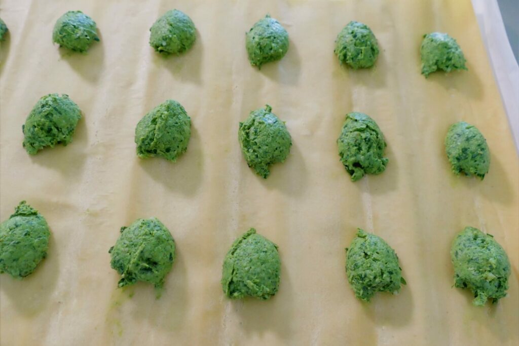 Einfach Bärlauchgnocchi selber machen Rezepte-SilkesWelt.de Bärlauch Füllung für die Ravioli