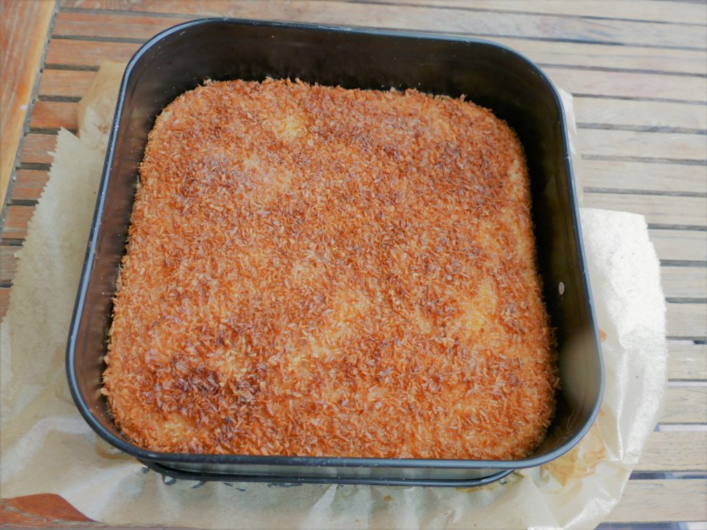 saftiger Kokoskuchen ganz einfach vom Blech, mein Rezept für Silkeswelt