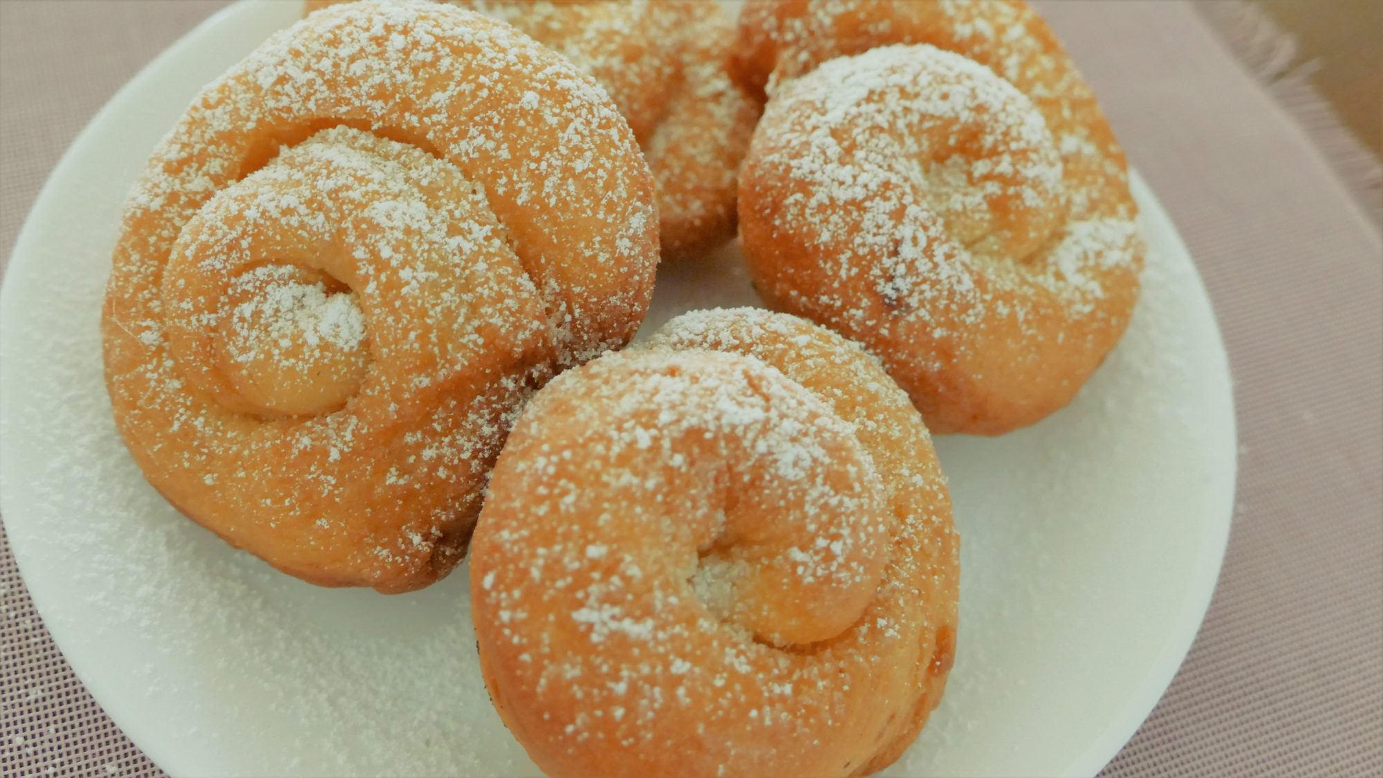 crosses Schmalzgebäck schnell backen, ein perfektes Rezept