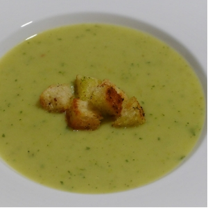 Kartoffelsuppe mit Zucchini