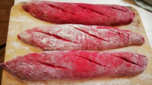 natürlich gefärbte Baguettes vegan