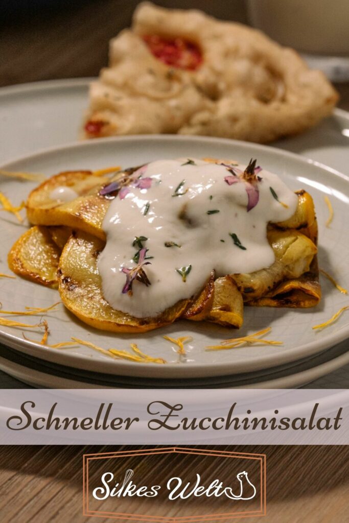 Gegrillter Zucchinisalat mit Joghurt