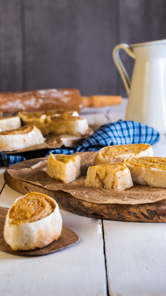 Leckere Sauerkrautschnecken mit Ananas Rezepte-SilkesWelt.de Leckere Sauerkrautschnecken mit Ananas Rezepte-SilkesWelt.de