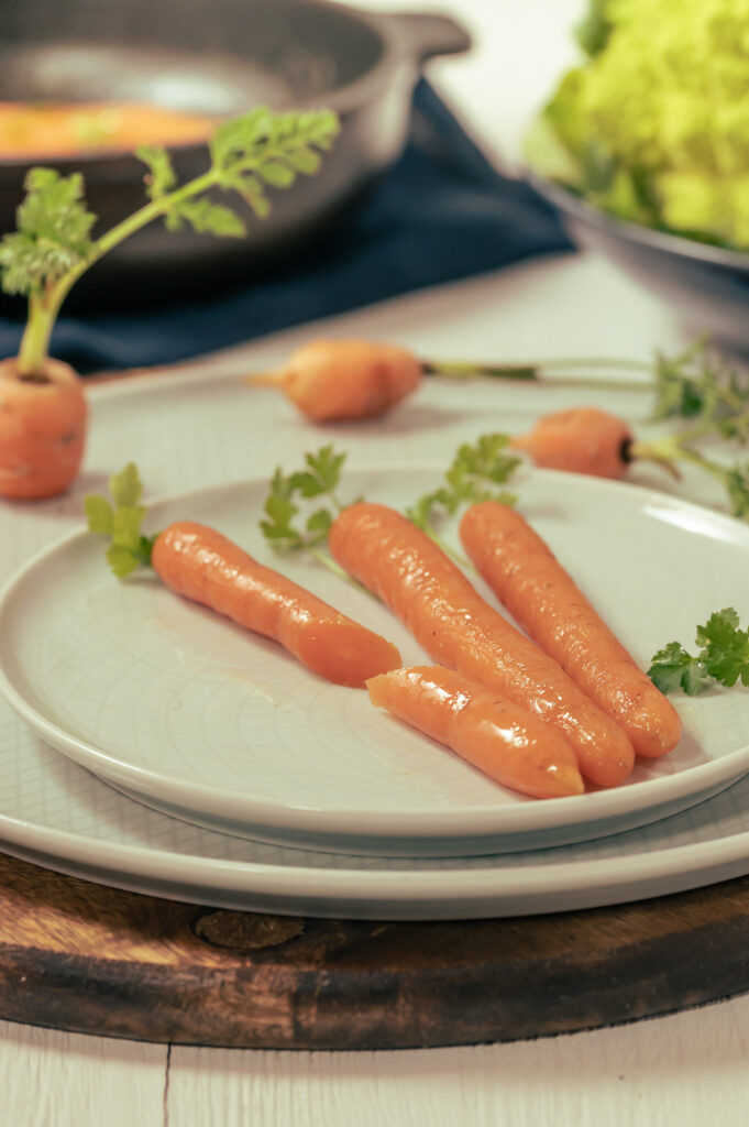 Gesunde Karotten glasiert
