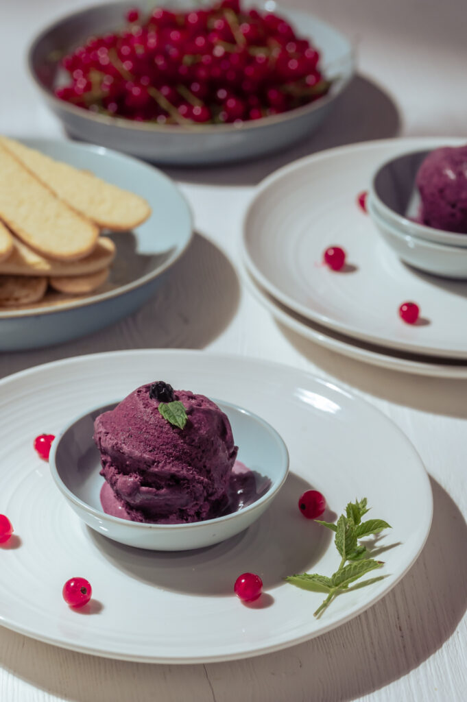 Kirsch-Tiramisu ohne Ei mit Geheimtipp Rezepte-SilkesWelt.de Heidelbeereis ohne Ei aus der Eismaschine