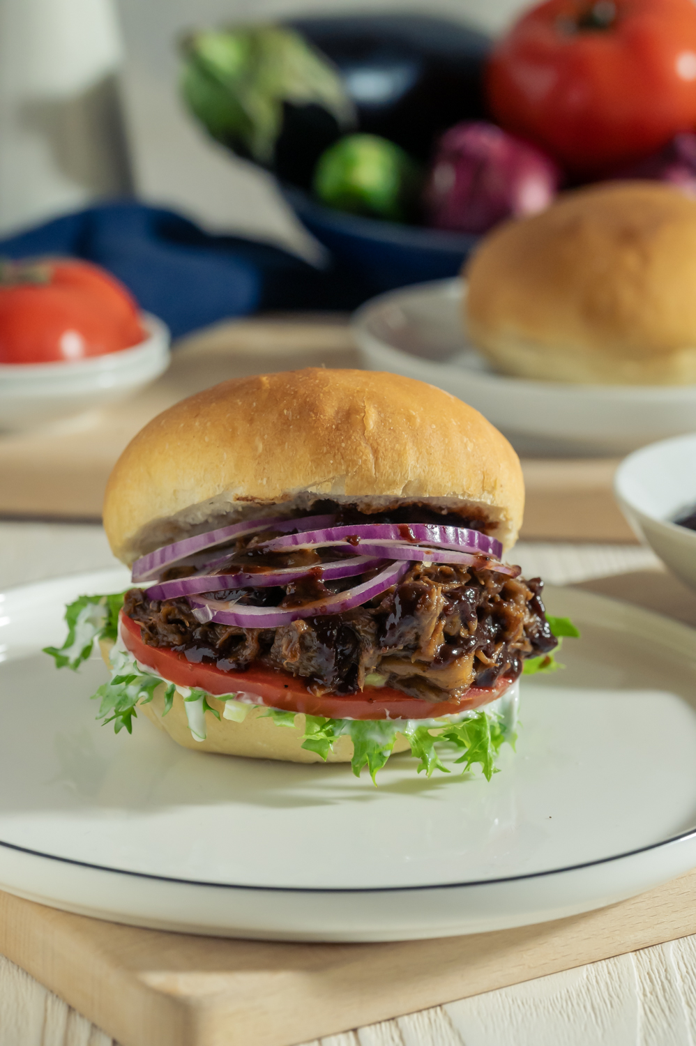 Burger mit Pulled Aubergine