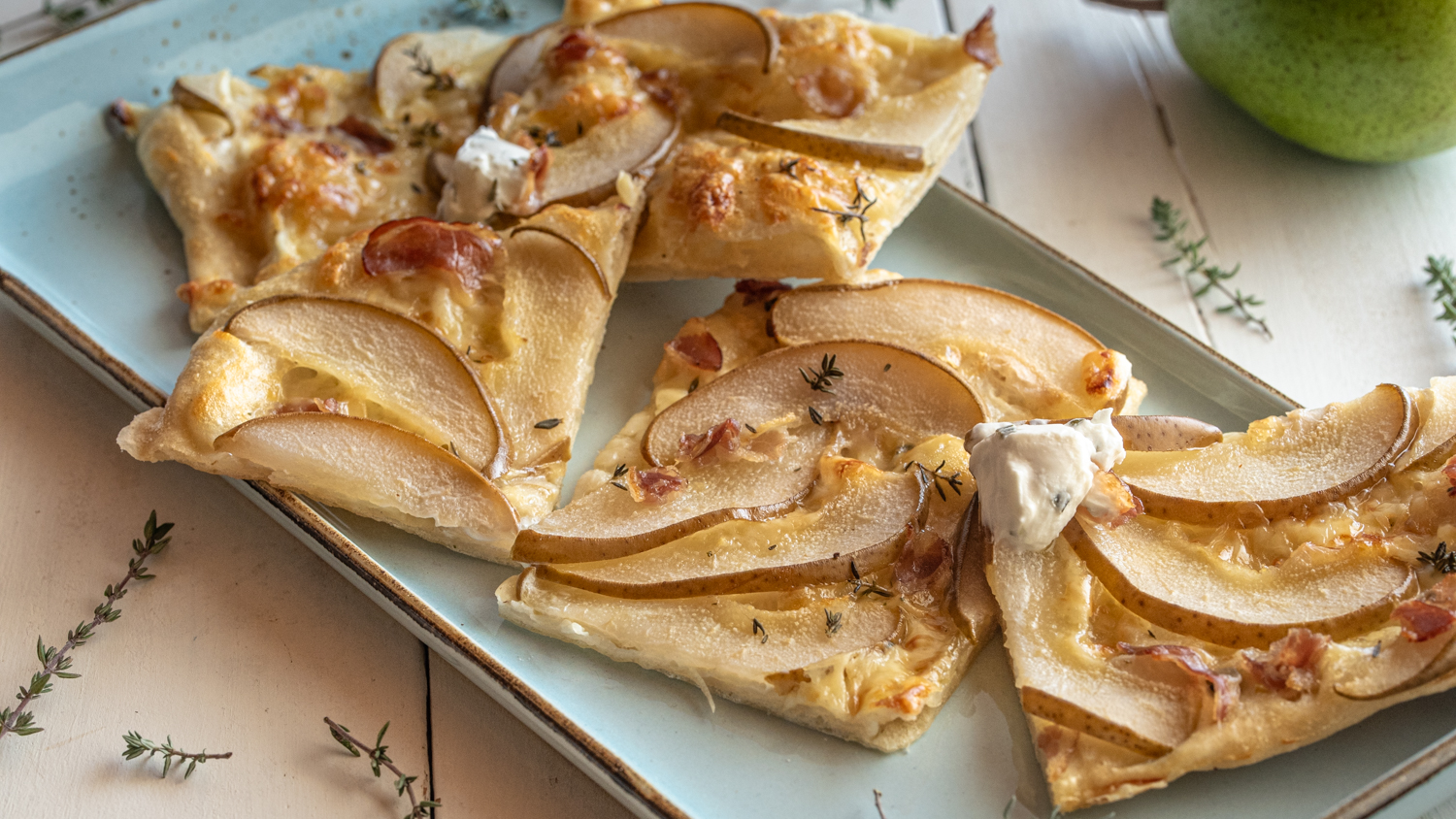 Flammkuchen mit dem Superfood Birne