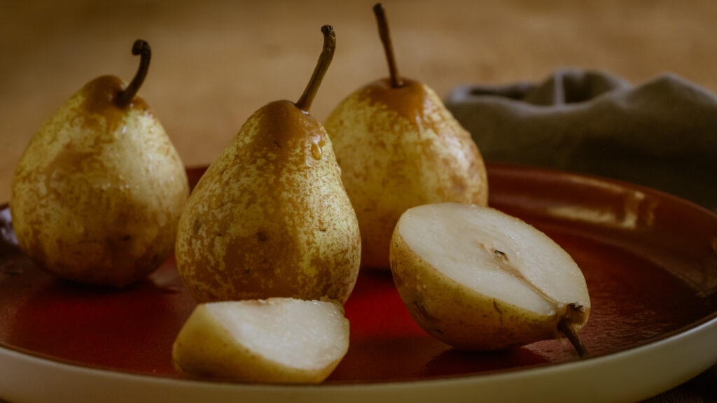 Fruchtige Birnentaler im Quark-Öl-Teig Rezepte-SilkesWelt.de Fruchtige Birnentaler im Quark-Öl-Teig Rezepte-SilkesWelt.de