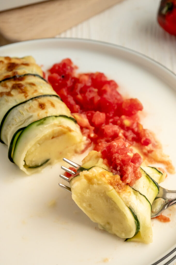 Zucchini-Röllchen aus dem Ofen Rezepte-SilkesWelt.de