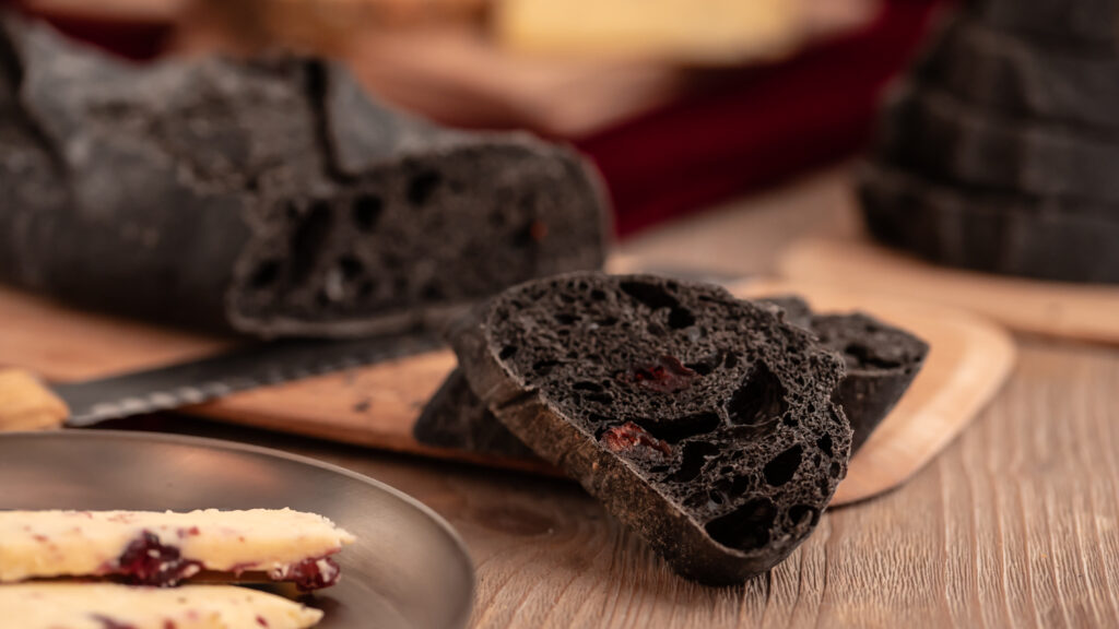 Schwarzes Dinkel Baguette mit Cranberrys Rezepte-SilkesWelt.de