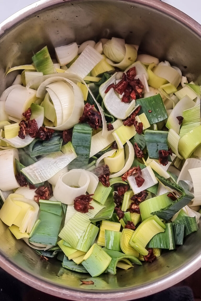 Vegane Bratensauce mit Rotwein