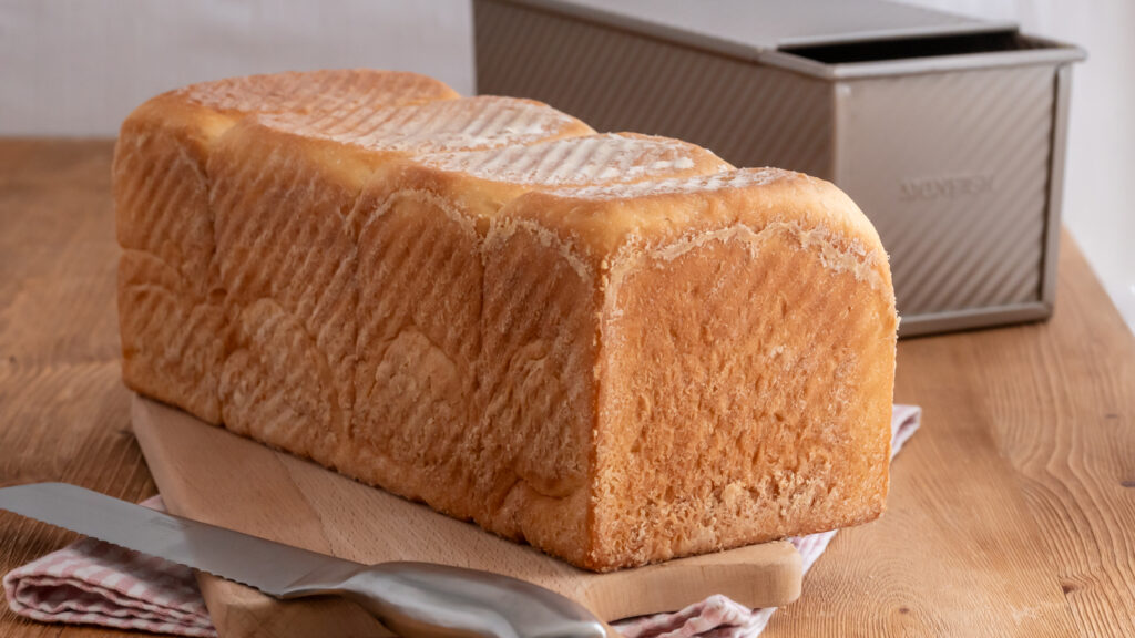 Einfaches Dinkel-Toastbrot herstellen. So gehts.