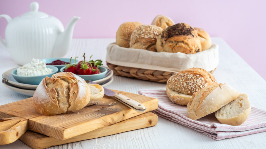 Einfache Brötchen mit Übernachtgare Rezepte-SilkesWelt.de