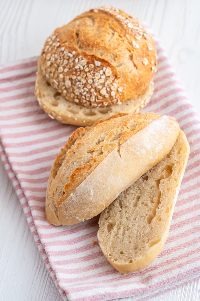 Einfache Brötchen mit Übernachtgare Rezepte-SilkesWelt.de