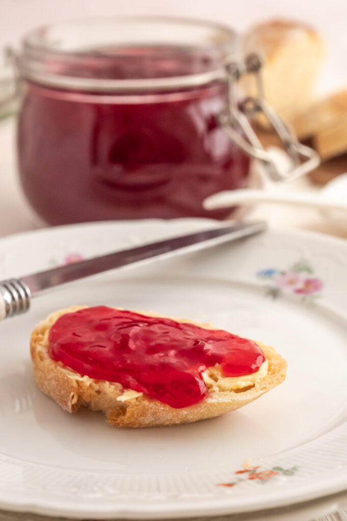 Johannisbeergelee veganes Rezept zum Frühstück