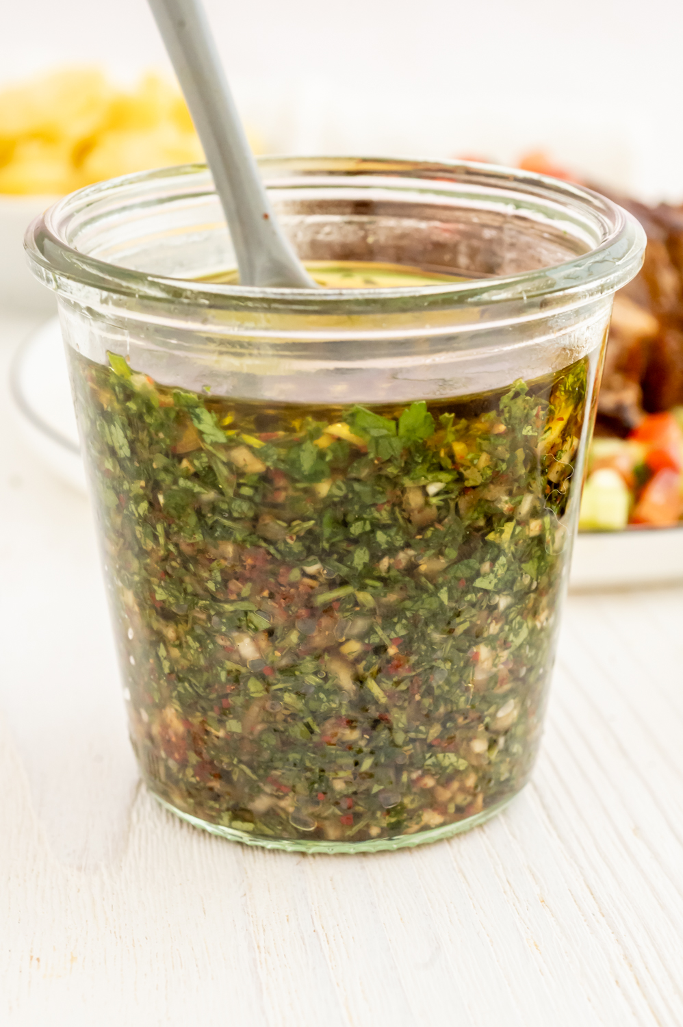 Rezept für Chimichurri, agentinische Würzsauce. Soße für Fleisch selber machen