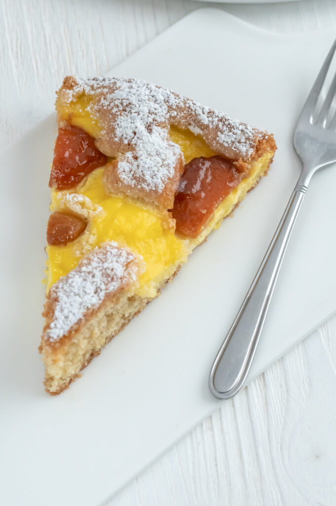 Fluffig leicht, lecker. Mein Rezeptr für Aprikosenkuchen mit Pudding.