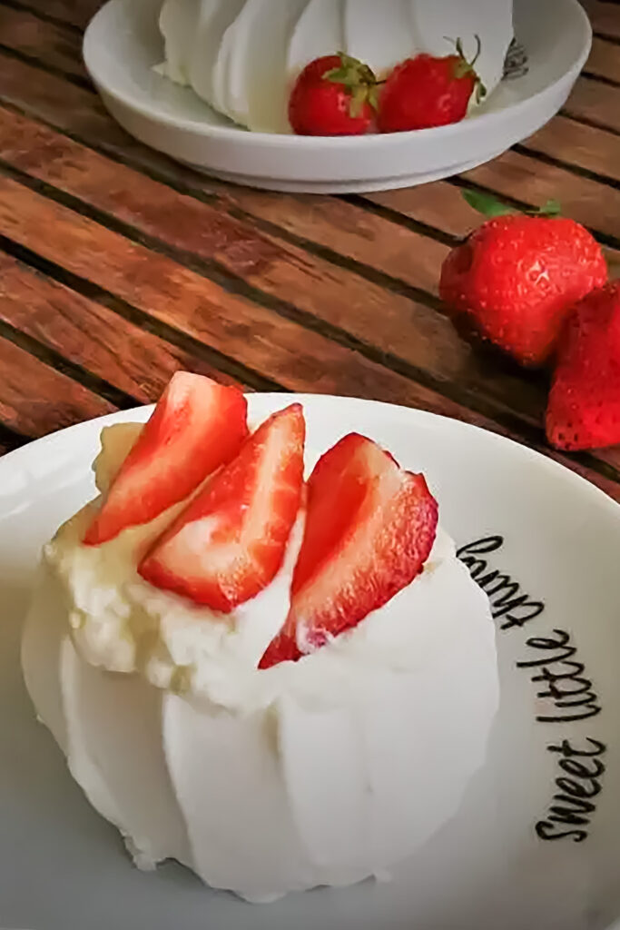 Cremige Pavlova ganz einfach Alle meine Baiser-Rezepte Rezepte-SilkesWelt.de