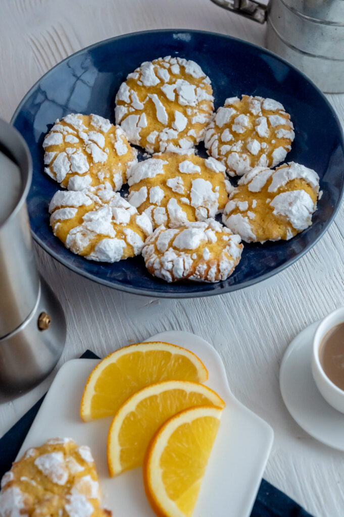 Einfaches Mandorlini Arancio Rezept Rezepte-SilkesWelt.de Feine italienische Mandelkekese mit dem Aroma der Orange. Mein Rezept für Mandorlini Arancio