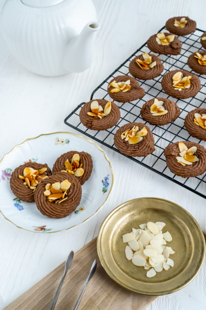 Einfache Schoko-Tannenzapfen Rezepte-SilkesWelt.de Einfache Schoko-Tannenzapfen Rezepte-SilkesWelt.de