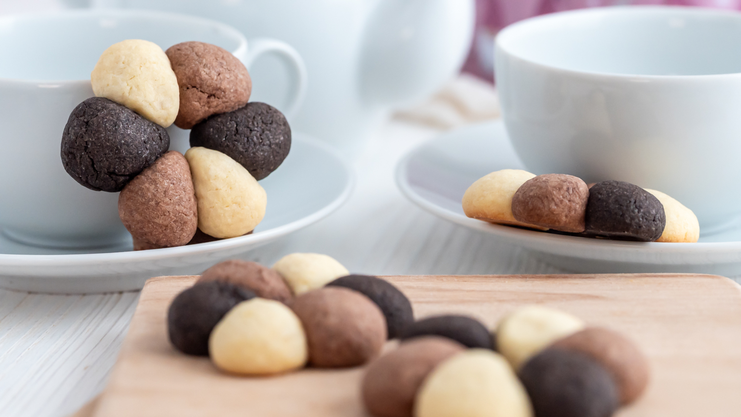 Schwarz-weiß-Gebäck nach Omas Art Rezepte-SilkesWelt.de Rezept für schwarz-Weiß Gebäck nach Omas Art