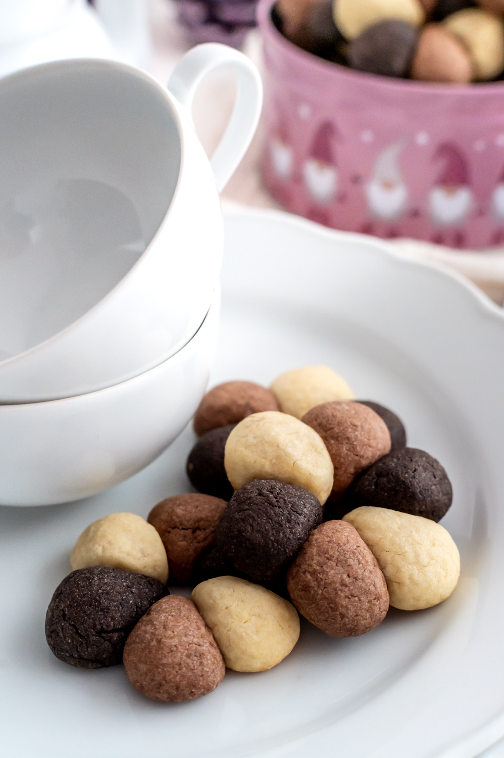 Schwarz-weiß-Gebäck nach Omas Art Schwarz-weiß-Gebäck nach Omas Art