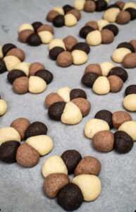 Schwarz-weiß-Gebäck nach Omas Art Rezepte-SilkesWelt.de Rezept für Schwarz-Weiß Gebäck selbermachen