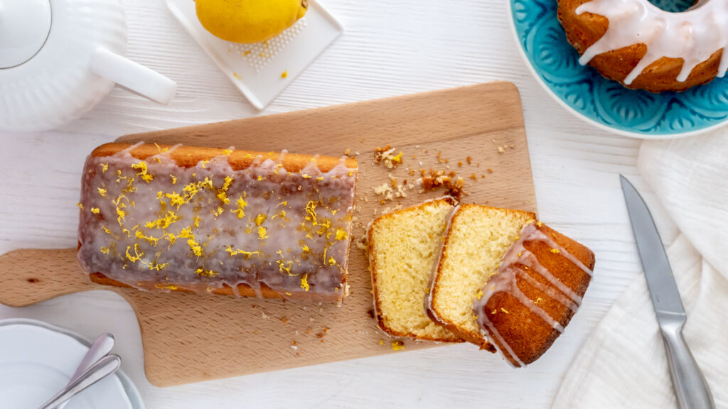 Zitronenkuchen wie bei Oma - einfaches Rezept Rezepte-SilkesWelt.de