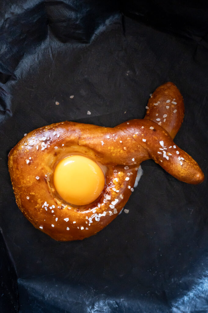 Rezept für herzhafte Osterhasen aus Pizzateig Rezepte-SilkesWelt.de Rezept für herzhafte Osterhasen aus Pizzateig Rezepte-SilkesWelt.de