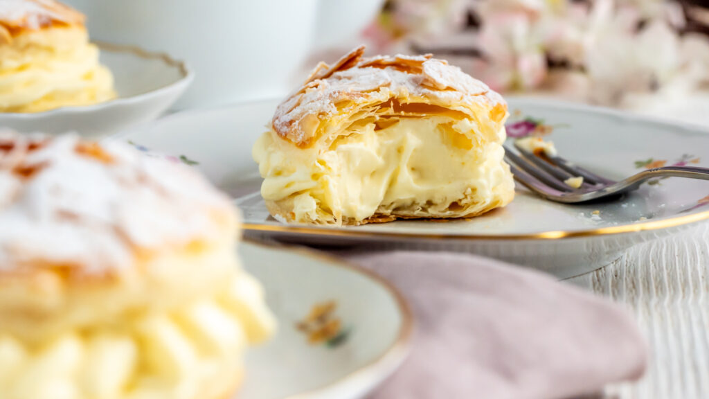 Schnelle Mandeltörtchen mit Paradiescreme Rezepte-SilkesWelt.de