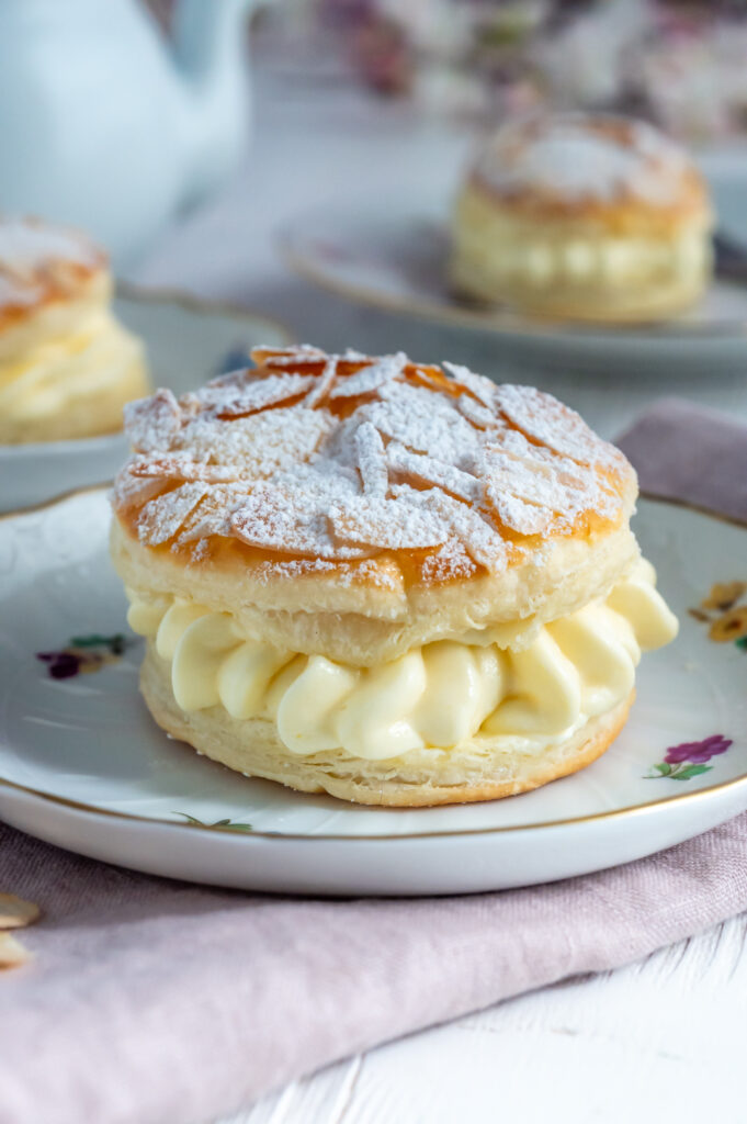 Schnelle Mandeltörtchen mit Paradiescreme Rezepte-SilkesWelt.de Schnelle Mandeltörtchen mit Paradiescreme Rezepte-SilkesWelt.de