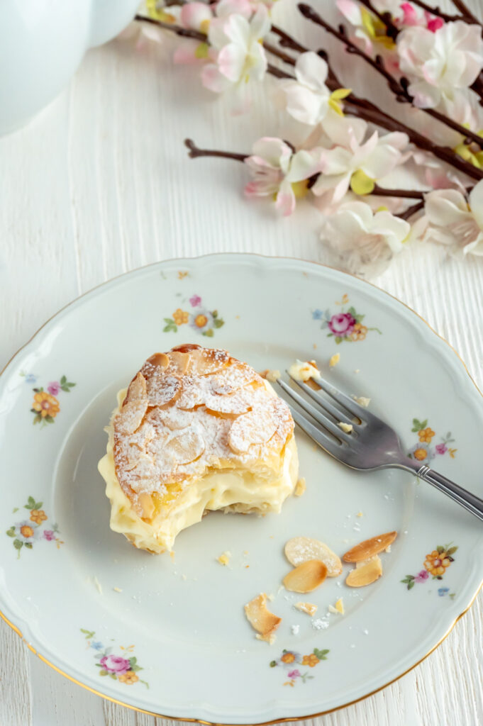 Schnelle Mandeltörtchen mit Paradiescreme Rezepte-SilkesWelt.de Schnelle Mandeltörtchen mit Paradiescreme Rezepte-SilkesWelt.de