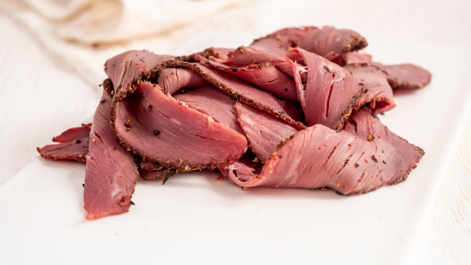 Schnelles Pastrami-Sandwich Rezept Rezepte-SilkesWelt.de Schnelles Pastrami-Sandwich Rezept Rezepte-SilkesWelt.de