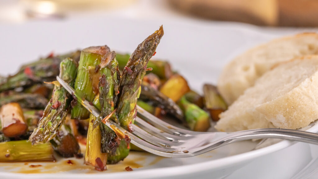 In Honig gebratener grüner Spargel Rezepte-SilkesWelt.de