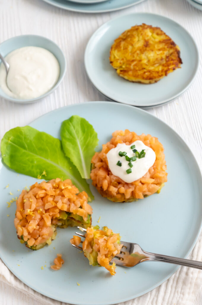 Einfache Rösti mit Lachs selbst machen Rezepte-SilkesWelt.de Einfache Rösti mit Lachs selbst machen Rezepte-SilkesWelt.de