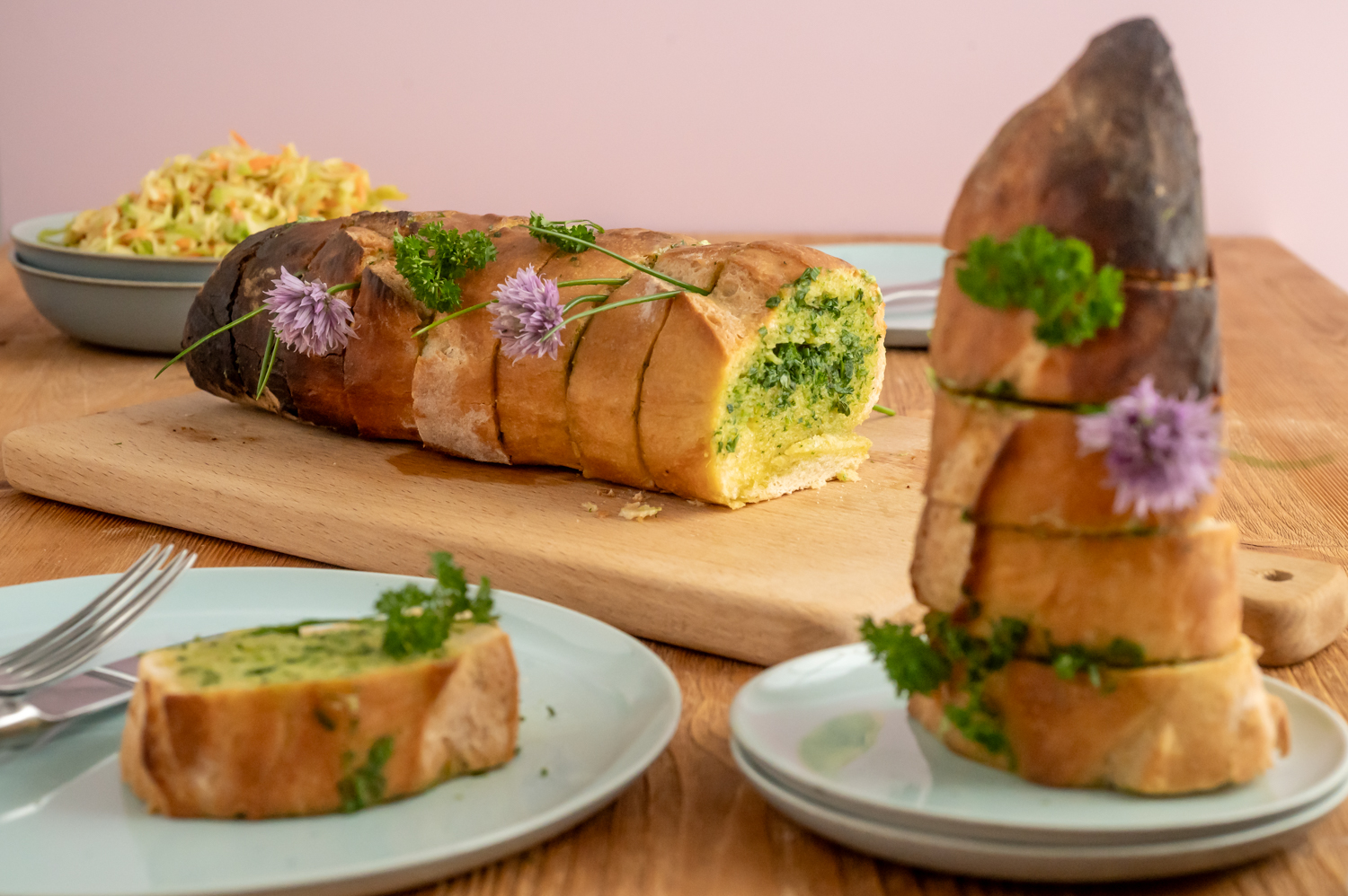 Schnell ein Kräuterbaguette selber machen. Entdecke meiN einfaches Rezept.