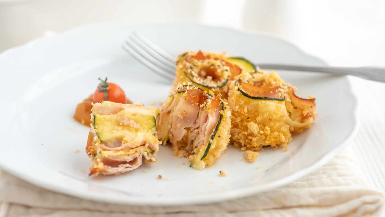 Basisrezept für Zucchiniröllchen im Backofen Rezepte-SilkesWelt.de Basisrezept für Zucchiniröllchen im Backofen Rezepte-SilkesWelt.de