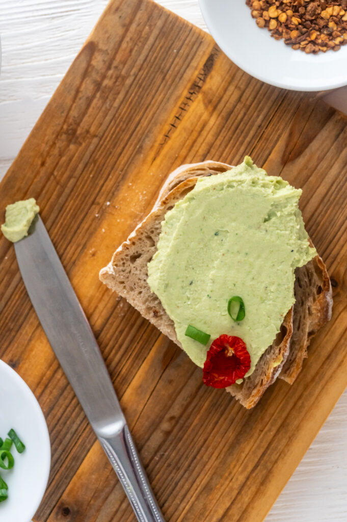 Schnelles Edamole-Basisrezept Rezepte-SilkesWelt.de Edamame mit Frischkäse sorgt für eine langanhaltende und gesunde Sättigung. entdecke meiN Edamole-Basisrezept.