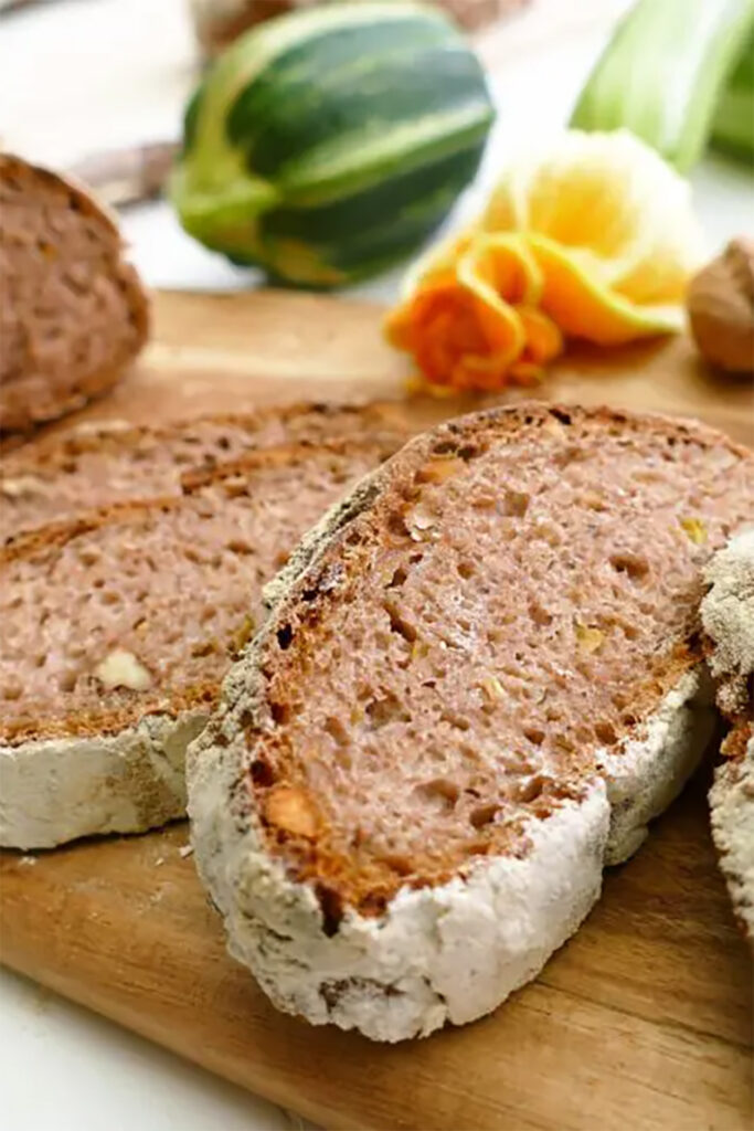 Zucchini-Walnuss Brot_Pin-1 Rezepte mit Zucchini Rezepte-SilkesWelt.de