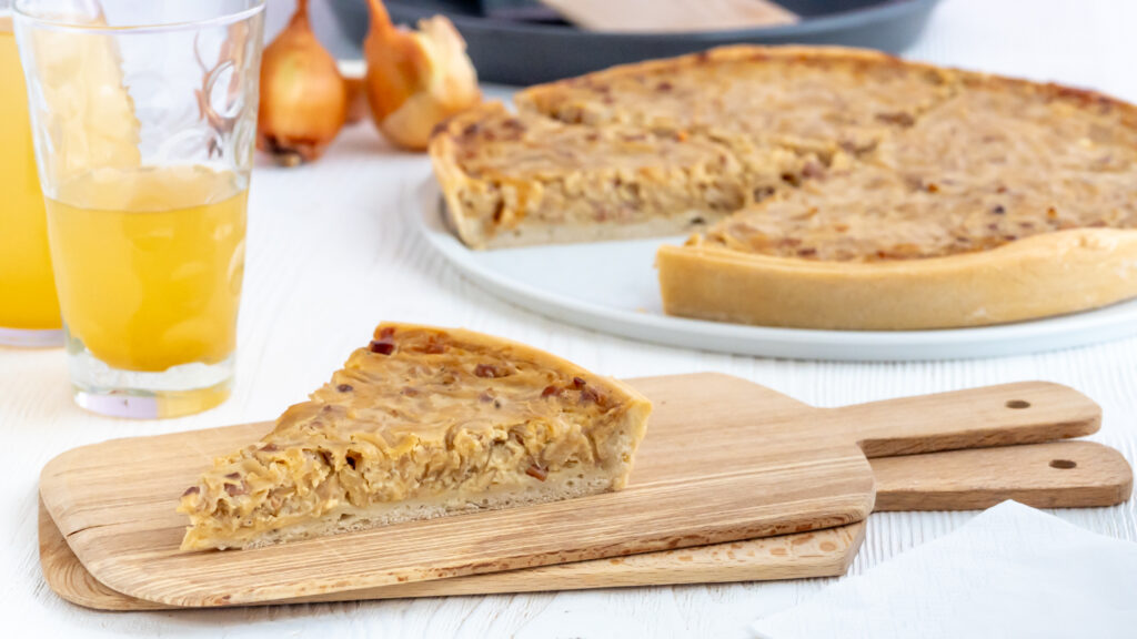 Omas Zwiebelkuchen Rezept - wie von der Pfälzer Kerwe Rezepte-SilkesWelt.de