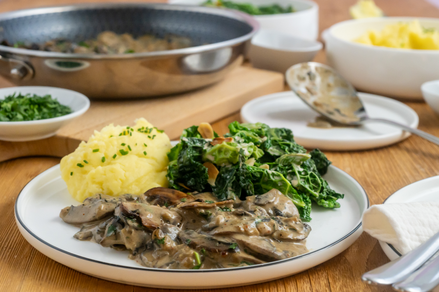 Einfaches Pilzrahmsoße Rezept Rezepte-SilkesWelt.de Leichte Pilzrahmsoße - ideal als Begleiter zu vegetarischen Gerichten